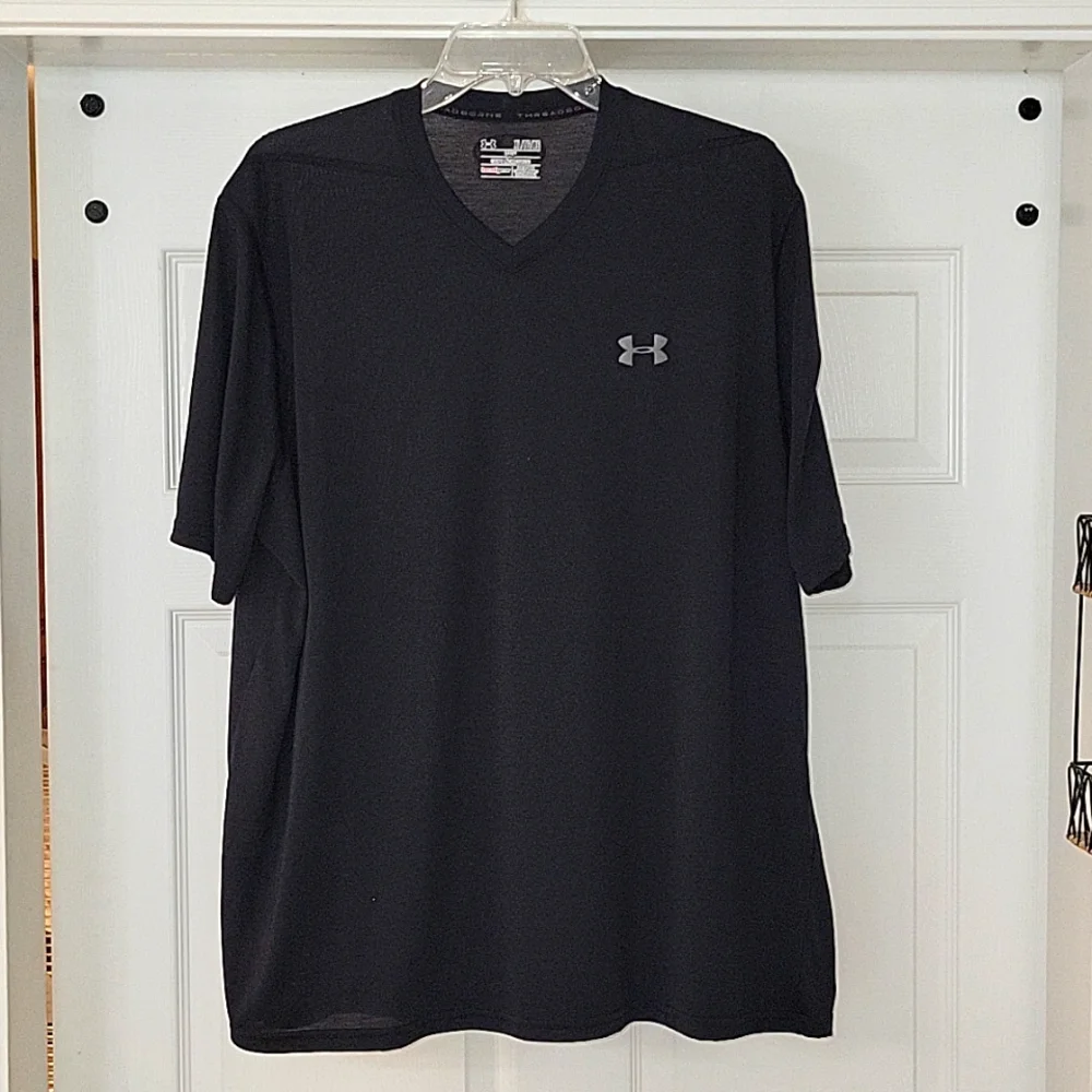 Under Armour Men's Shirt - Picture 1 of 5